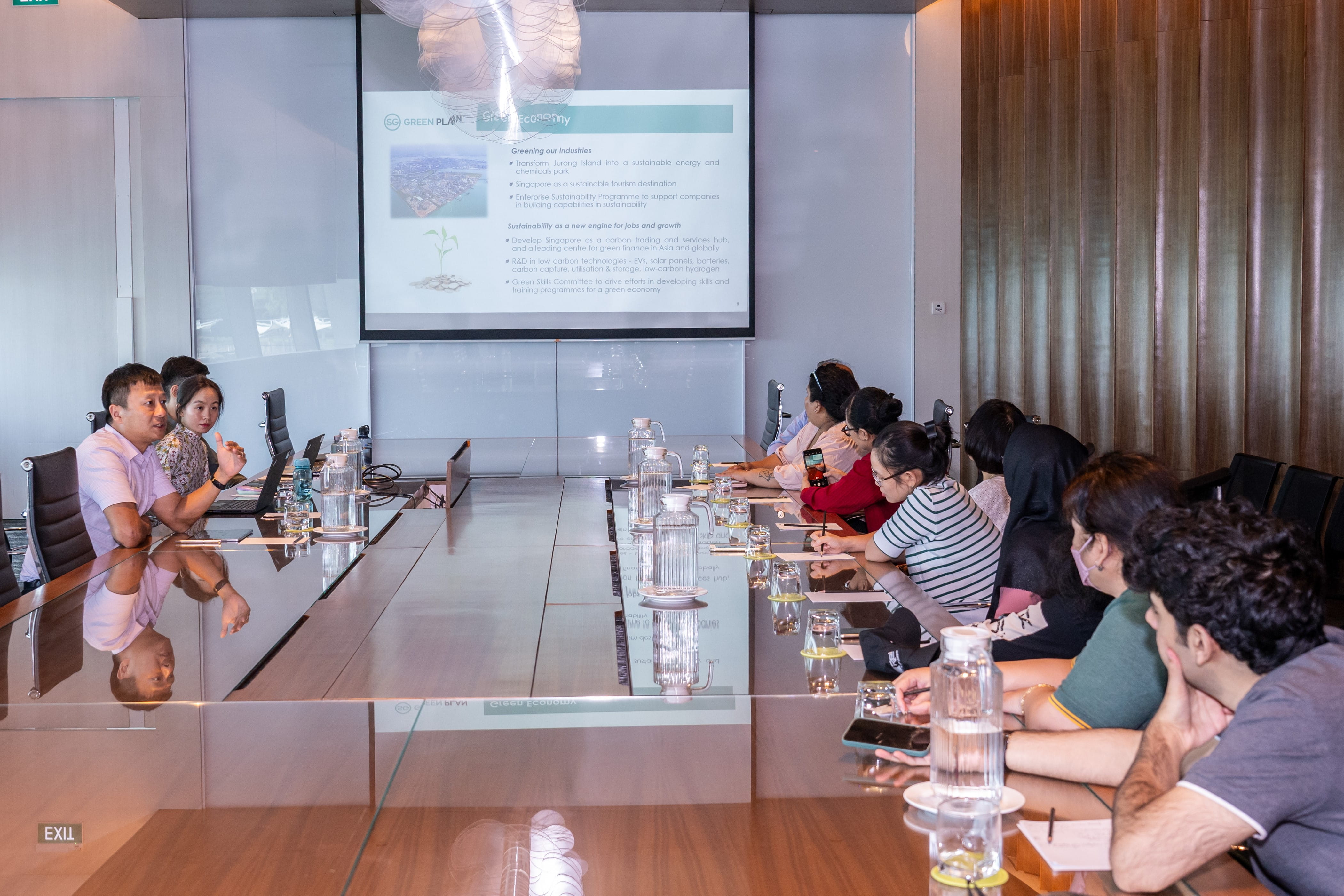 JVP participants at a briefing on the Singapore Green Plan by Mr Tze Chin Ong, Deputy Secretary (Resilience), Ministry of Sustainability and Environment.